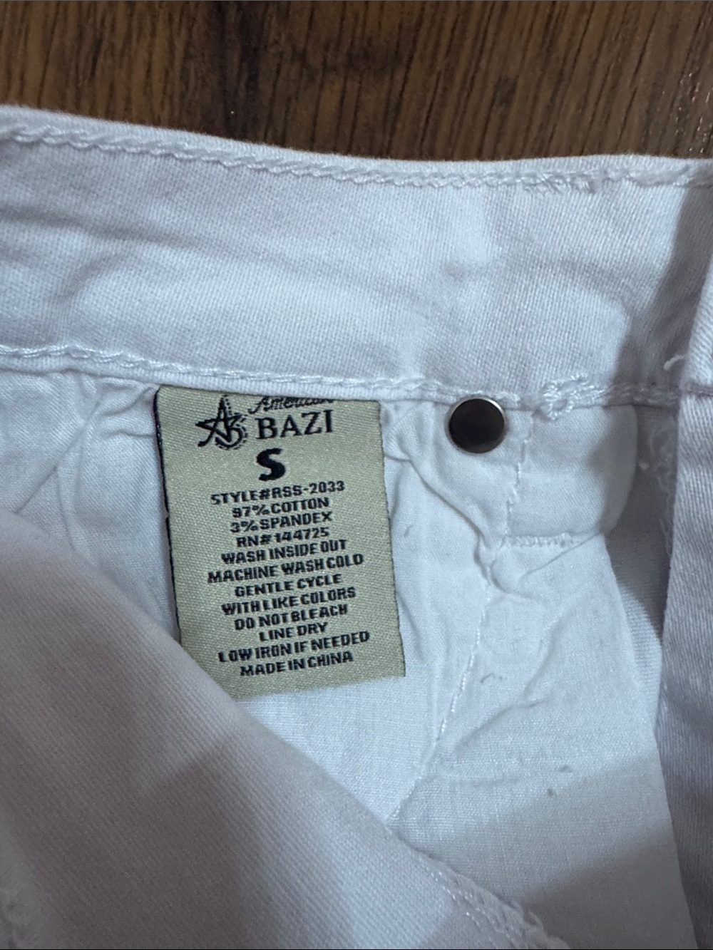 American Bazi White Distressed Denim Shorts with Black Side Stripes 18.T - Picture 3 of 4